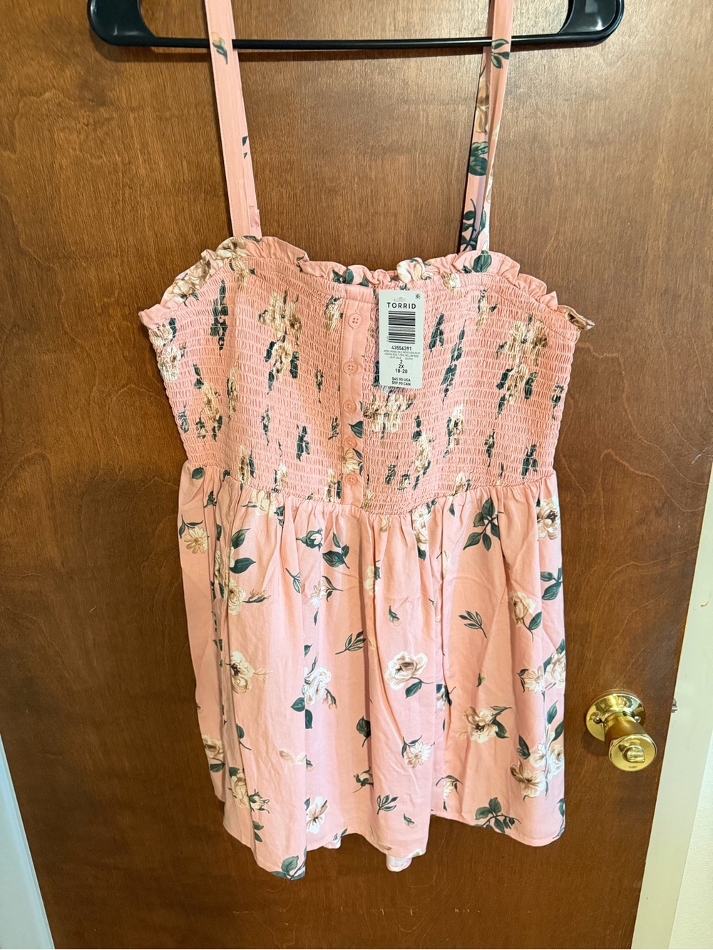 ✨ 2/$25 or 3/$30 SALE - 
Torrid Pink Floral Smocked top